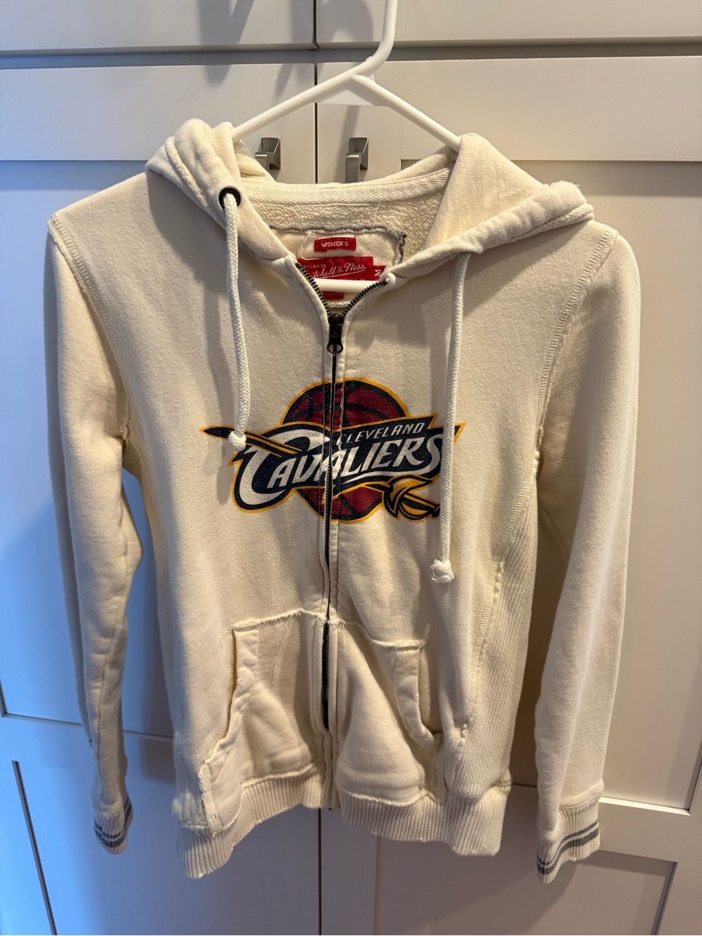 Mitchell & Ness Cream Cleveland Cavaliers Zip Hoodie